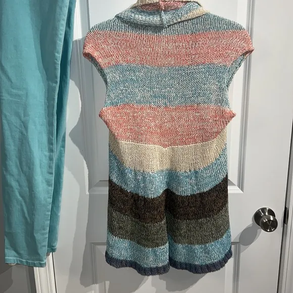 Cabi outfit striped cardigan and seafoam green skinny jegging jeans