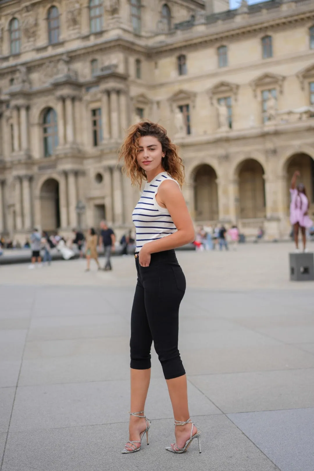 Capris Ultra Stretch Skinny Pants in Pink