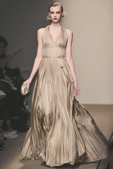 Fall 2009 Bottega Veneta by Tomas Maier Ad Campaign & Runway Muted Copper Silk Pleated Dress