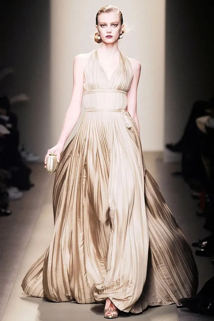 Fall 2009 Bottega Veneta by Tomas Maier Ad Campaign & Runway Muted Copper Silk Pleated Dress