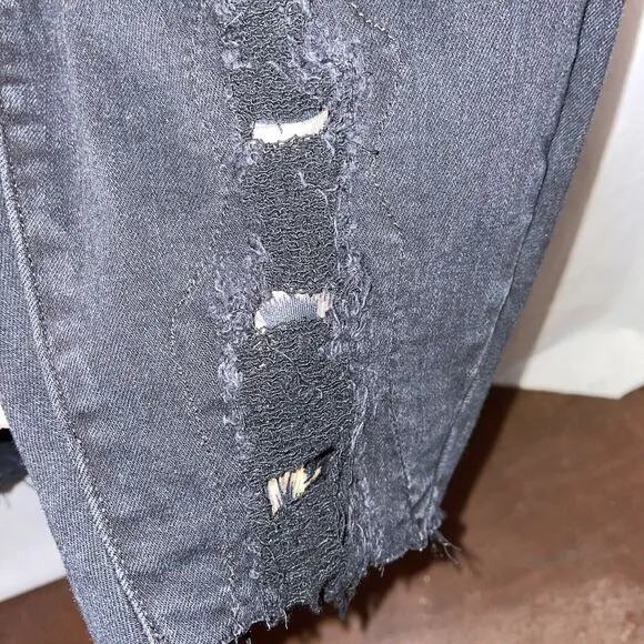 Judy Blue Skinny Fit Jeans Women’s Sz 22W Blk High Rise Stretchy Distressed NWT