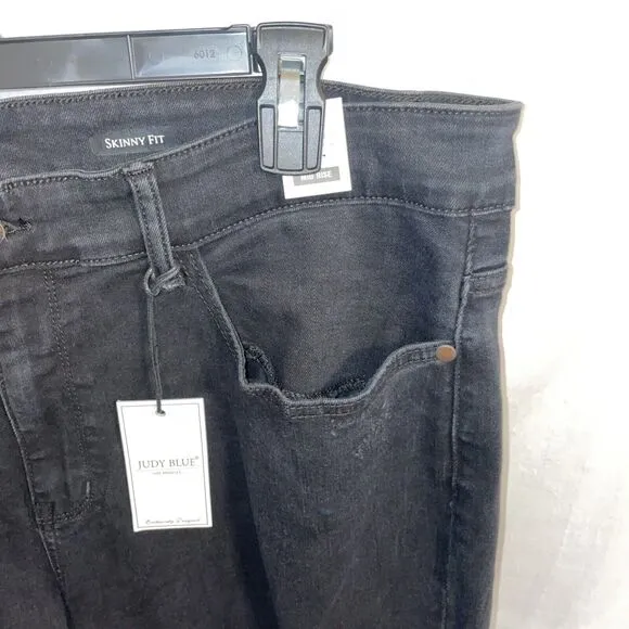 Judy Blue Skinny Fit Jeans Women’s Sz 22W Blk High Rise Stretchy Distressed NWT