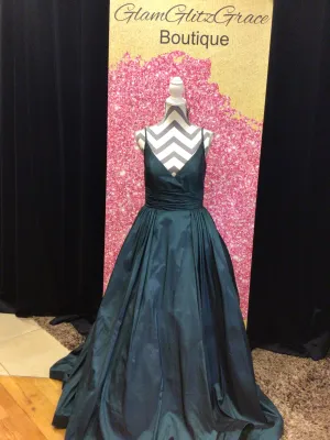 Mac Duggal Cinched Waist V-neck Spaghetti Strap Full body Dress