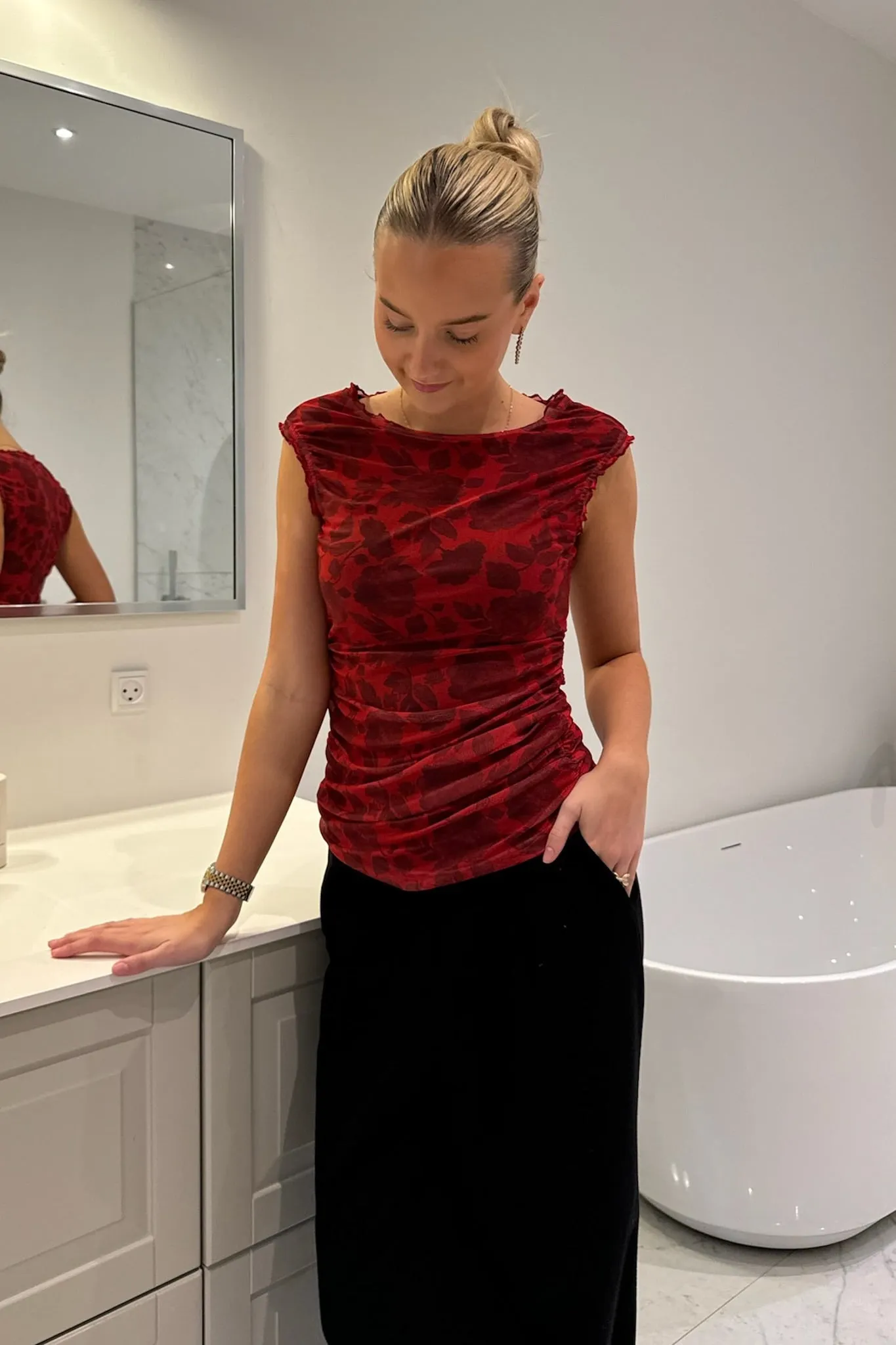 MiraIC Mesh Top - Rød Blomsterprint
