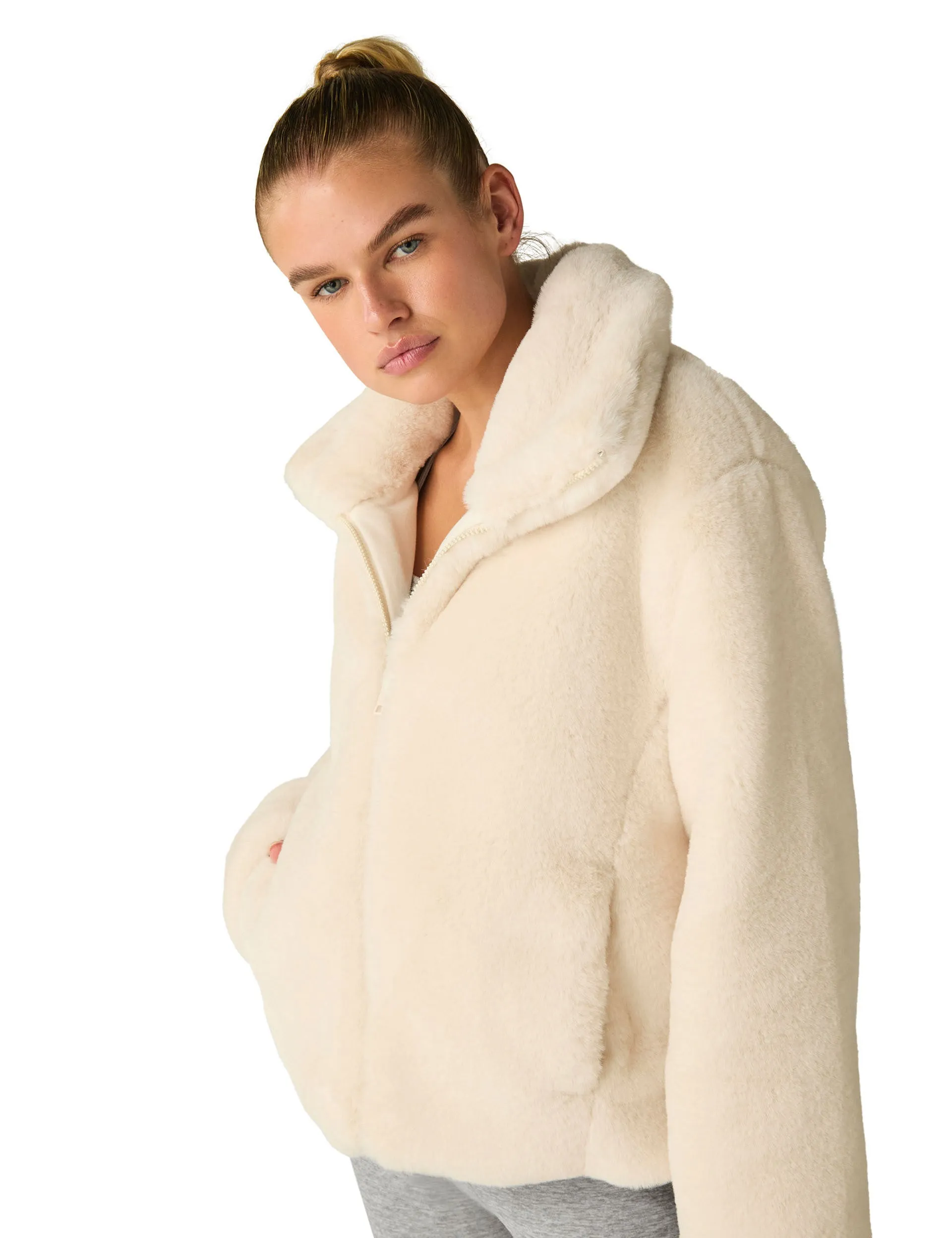 ON THE LIST FAUX FUR JACKETFRESH SNOW