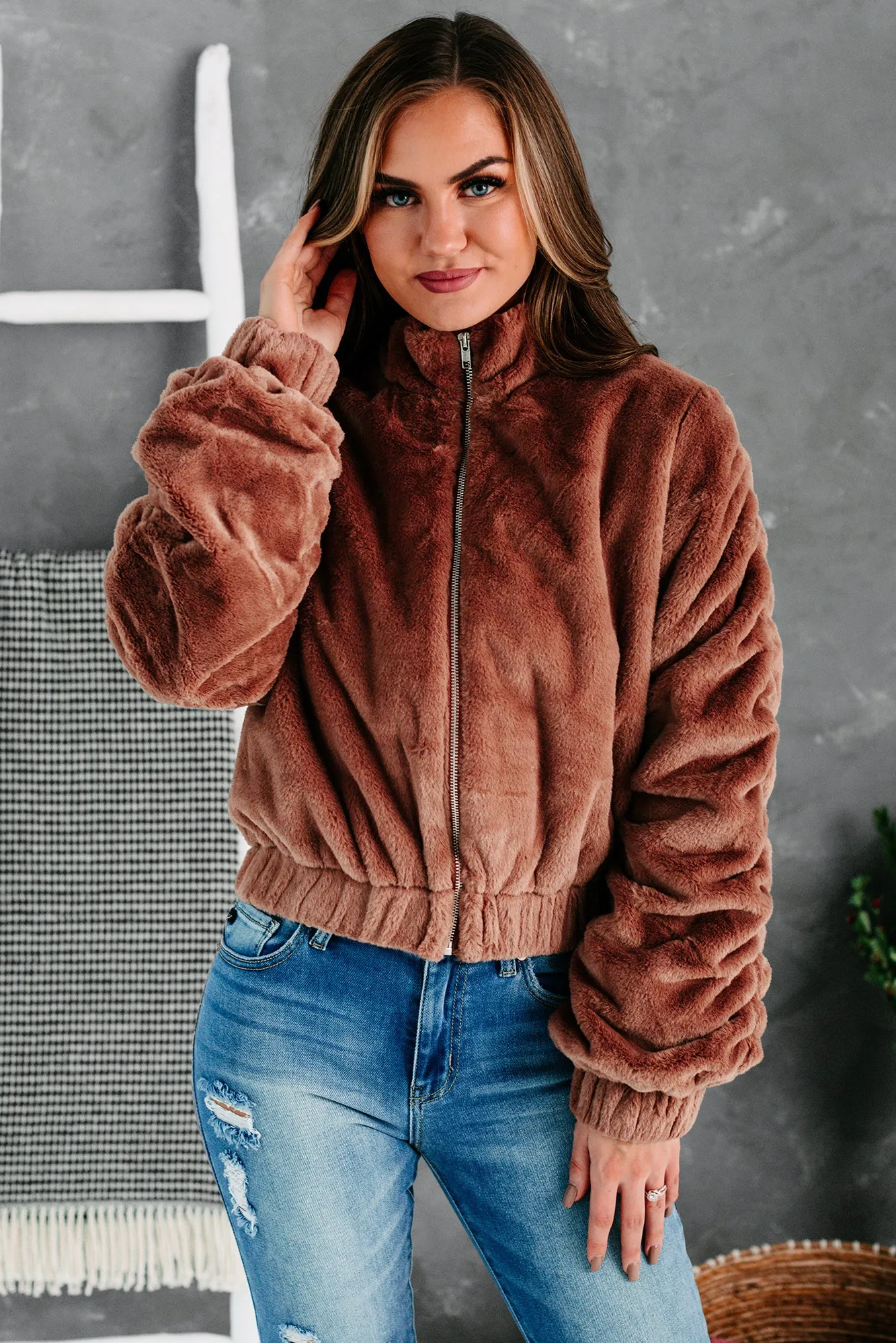 One Of The Cool Kids Ruched Faux Fur Jacket (Mauve)