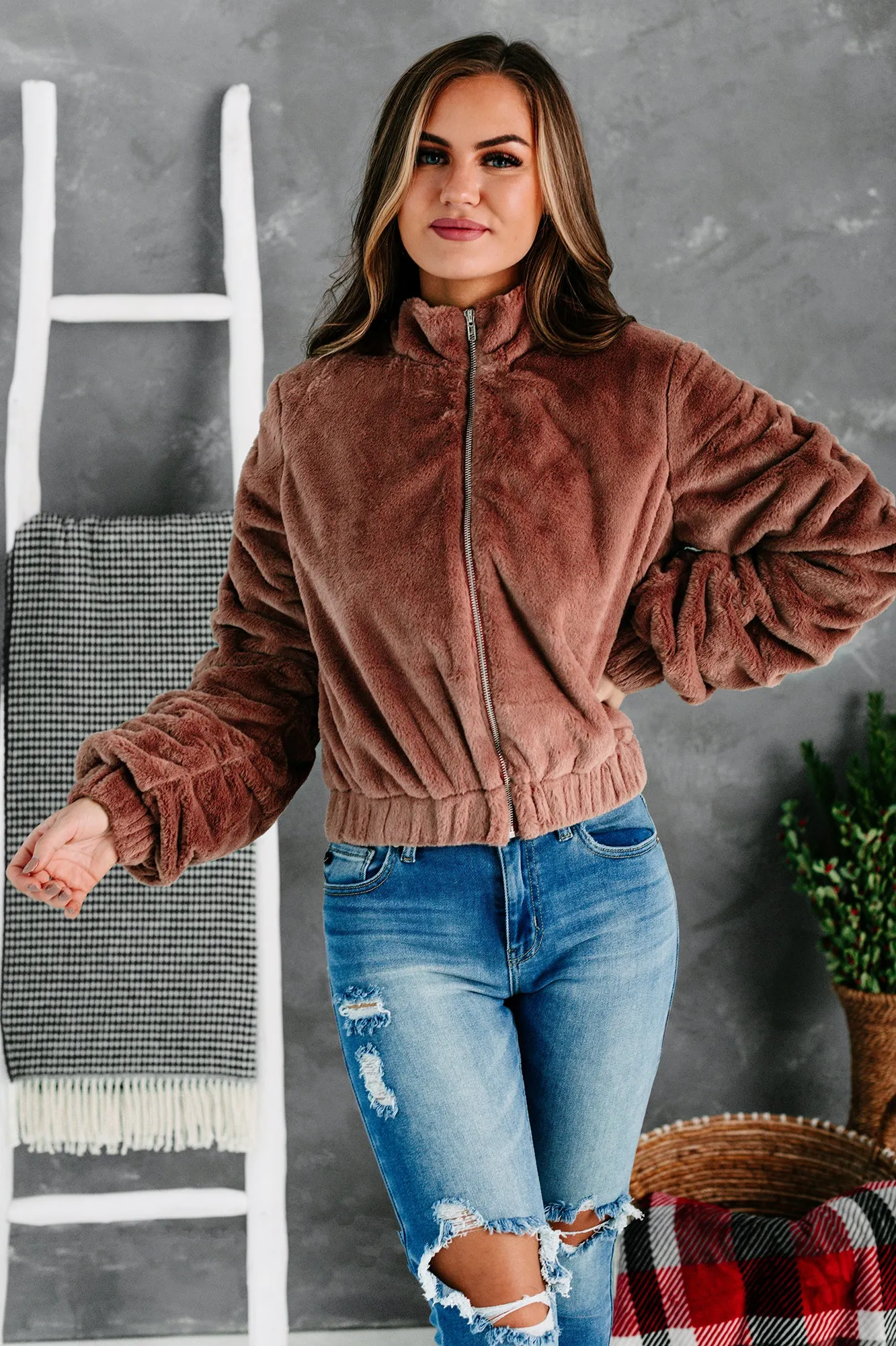 One Of The Cool Kids Ruched Faux Fur Jacket (Mauve)