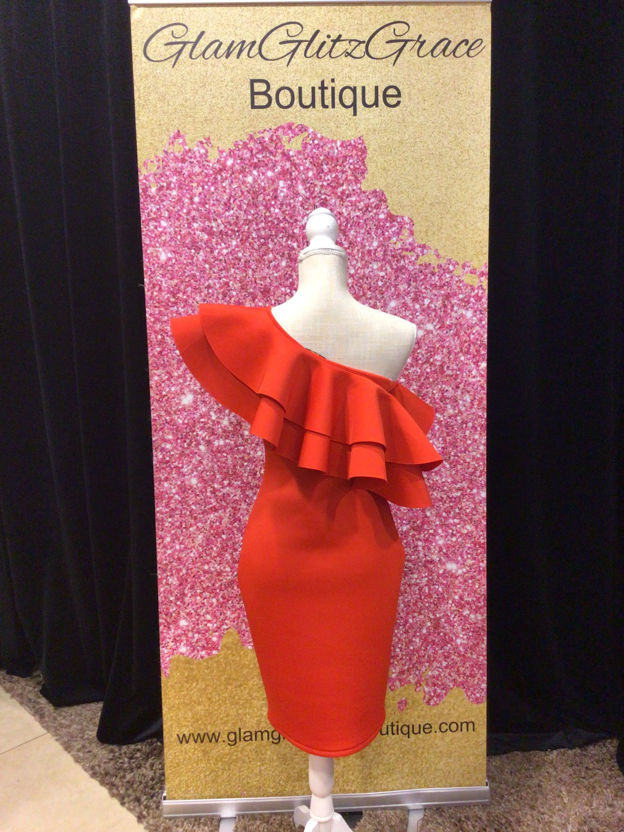 One Shoulder Ruffles Body-con Dress