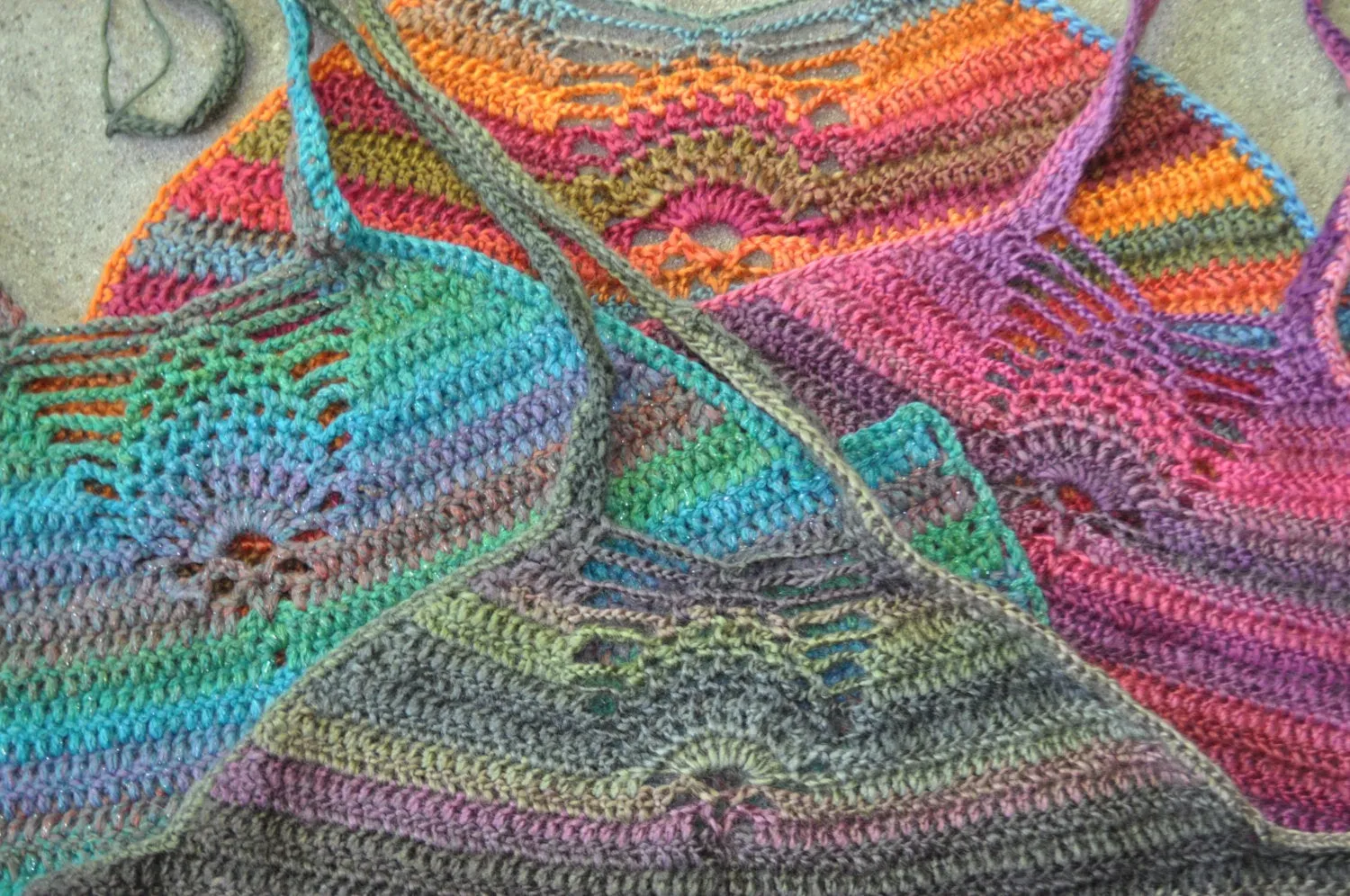 Pineapple Crop Top - Crochet Pattern
